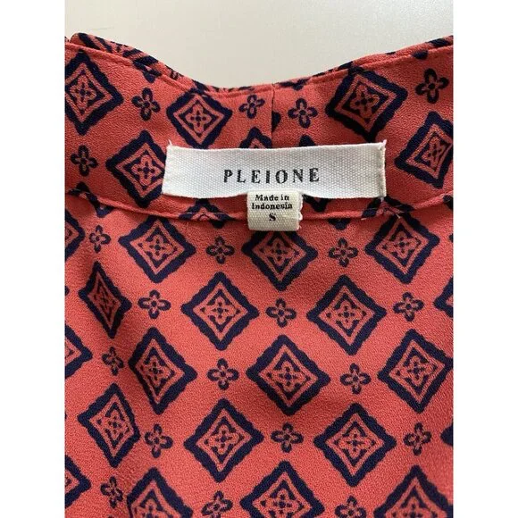 Pleione V Neck Blouse Womens Size S Geometric Print High Low Hem Pullover - Picture 3 of 8